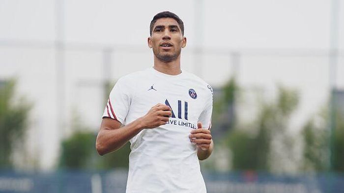 Achraf Hakimi tân binh đắt giá của PSG nhiễm Covid-19