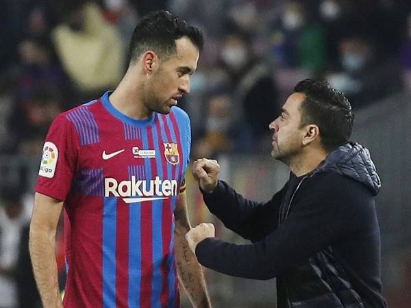 Tin La Liga 6/5: Busquets cổ vũ Xavi ở lại để dẫn dắt Barca